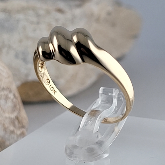 ❤️10k Size 8.25 Precious Solid Yellow Gold Grooved Puffy Band Ring! 👌🎁 - Picture 5 of 12